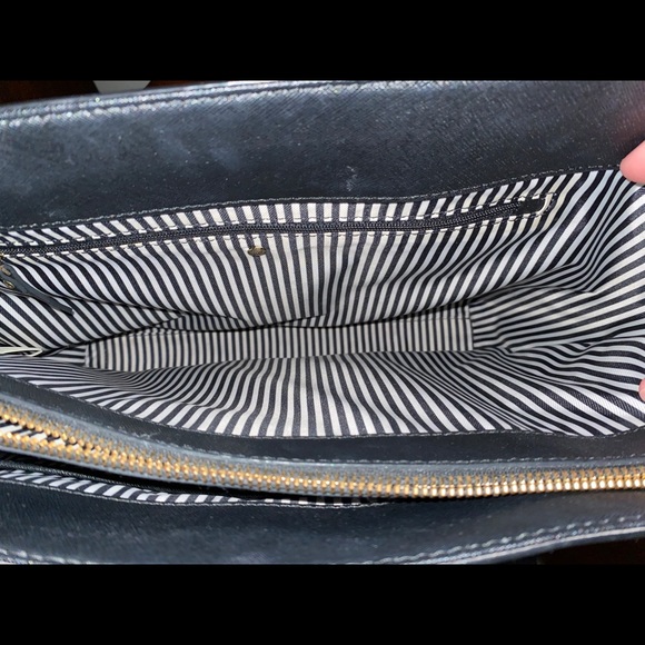 Kate Spade Purse - Picture 4 of 6
